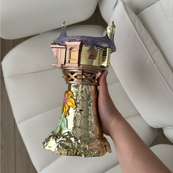 Bath & Body Works Disney Princess Rapunzel Tower 3-Wick Candle Holder Tangled - Picture 4 of 7